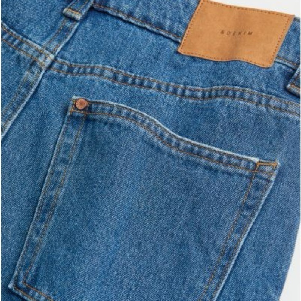 Blue jeans Bermuda shorts - Picture 2 of 3